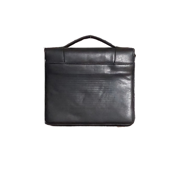 Avenues USA Black Faux Leather Zippered Portfolio 3 Ring Business Organizer - Picture 9 of 9